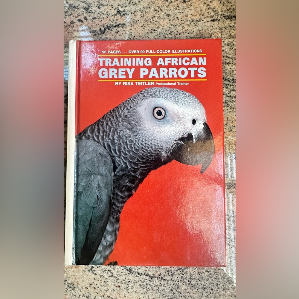 Training African Grey Parrots Book